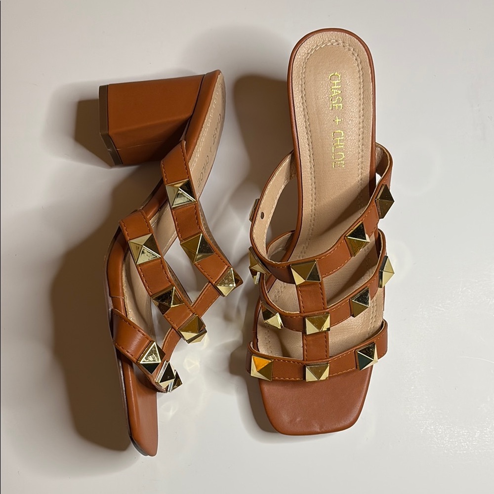 NEW Chase + Chloe Brown Strappy Golden Studded Sandals Women’s Size 10